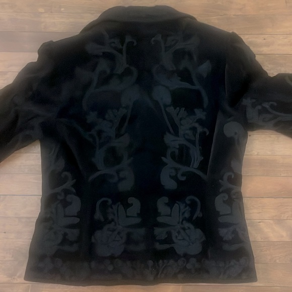 Nygard velvet blazer - Picture 2 of 6